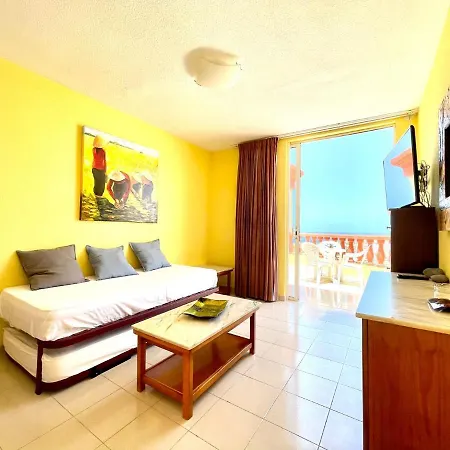 Oceano Y Sol, Bonito Apartamento En Tenerife Sur Con Wifi Gratis En Zonas Comunes, Playa