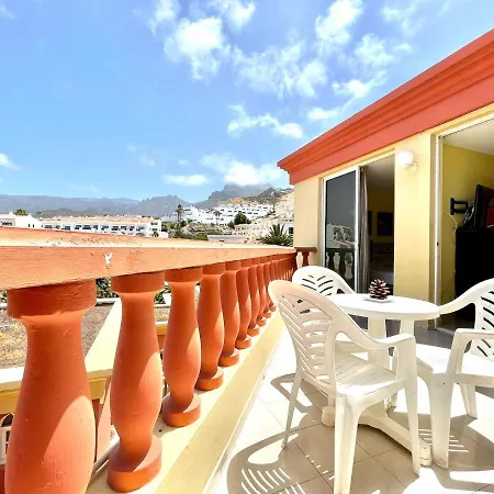 Oceano Y Sol, Bonito Apartamento En Tenerife Sur Con Wifi Gratis En Zonas Comunes, Playa Apartament